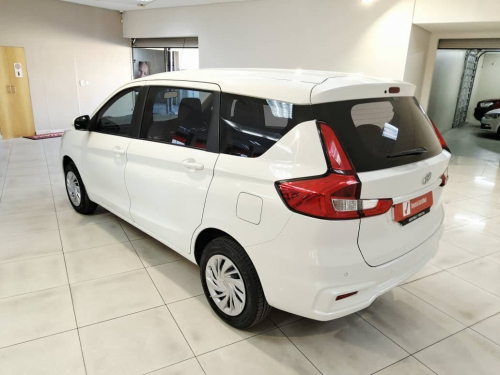 Toyota Rumion 1.5 SX Manual in Namibia