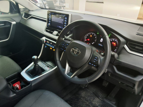 Toyota Rav4 2.0 GX in Namibia