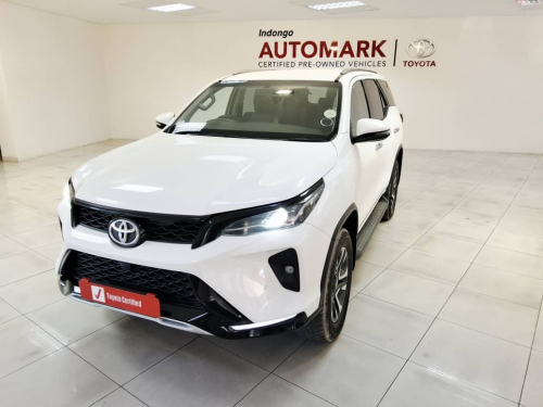 Pre-owned Toyota Fortuner 2.4gd-6 4x4 A/t for sale in 