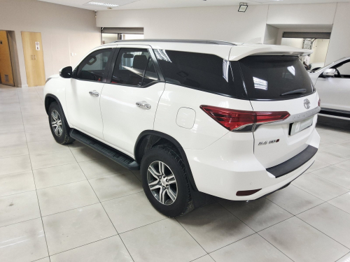 Toyota Fortuner 2.4 GD6 4X4 A/T in Namibia