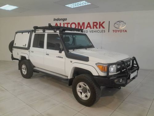 Toyota Landcruiser 79 4.0p P/u D/c in Namibia