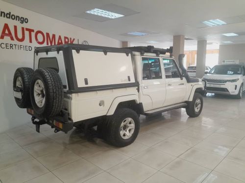 Toyota Landcruiser 79 4.0p P/u D/c in Namibia