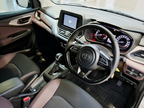 Toyota STARLET CROSS 1.5XS A/T. in Namibia