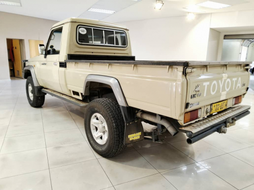 Toyota Landcruiser 79 4.5d P/u S/c in Namibia