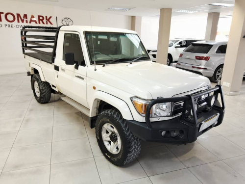 Toyota Landcruiser 79 4.0p P/u S/c in Namibia