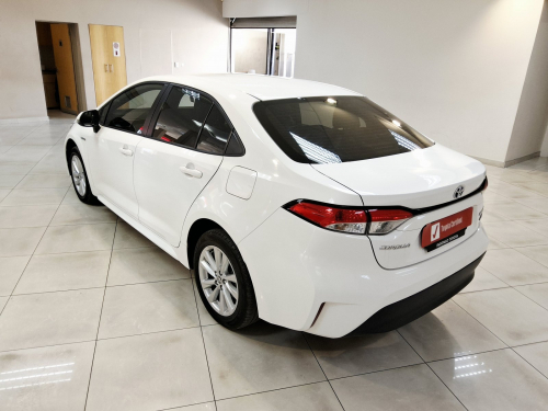 Toyota Corolla 1.8 Xs HYBRID CVT in Namibia