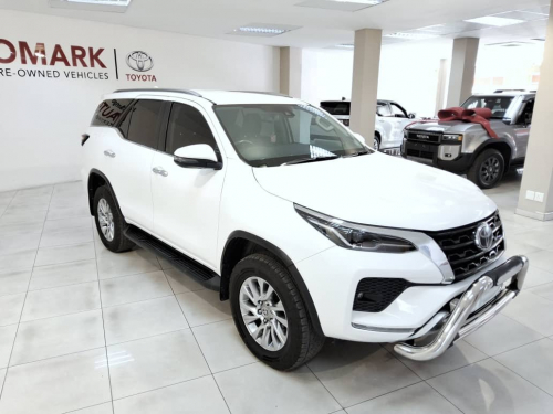 Toyota Fortuner 2.8 Gd-6 4x4 Vx A/t in Namibia