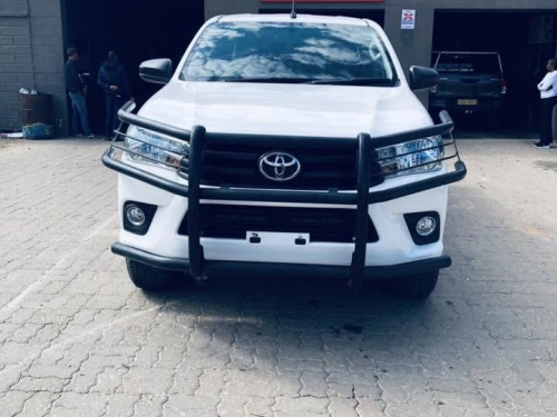 Toyota Hilux SRX GD-6 4X4 DC MT in Namibia