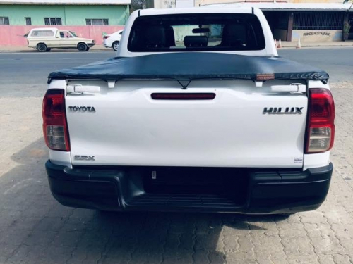 Toyota Hilux SRX GD-6 4X4 DC MT in Namibia