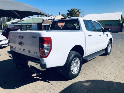Ford RANGER 3.2 XLT 4X2 A/T in Namibia