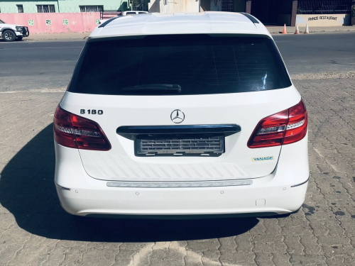 Mercedes-Benz MERCEDES- BENZ B-CLASS W246 A/T in Namibia