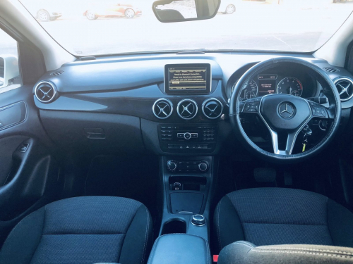 Mercedes-Benz MERCEDES- BENZ B-CLASS W246 A/T in Namibia