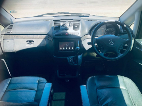 Mercedes-Benz VIANO CDI 30 V6 in Namibia