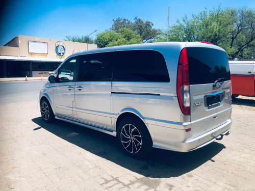 Mercedes-Benz VIANO CDI 30 V6 in Namibia