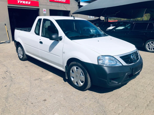 Used Nissan NP200 1.6 PETROL for sale in Okahandja