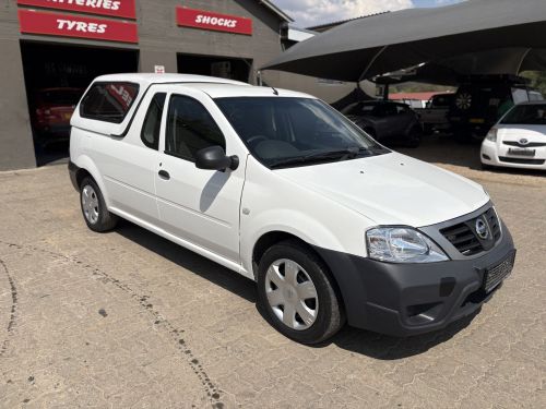 Nissan NISSAN NP200 1.6 A/C M/T in Namibia