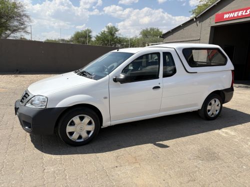 Nissan NISSAN NP200 1.6 A/C M/T in Namibia