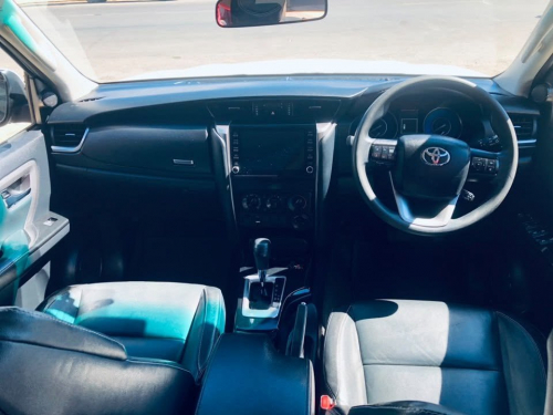 Toyota TOYOTA FORTUNER 2.4 GD-6 4X4 in Namibia