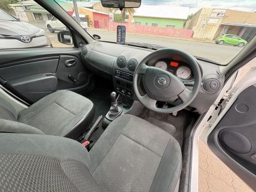 Nissan NISSAN NP200 1.6 M/T in Namibia