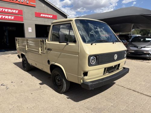 Volkswagen VOLKSWAGEN TRANSPORTER in Namibia