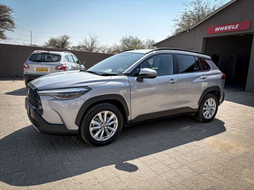 Toyota COROLLA CROSS 1.8 XS HYBRID A/T in Namibia