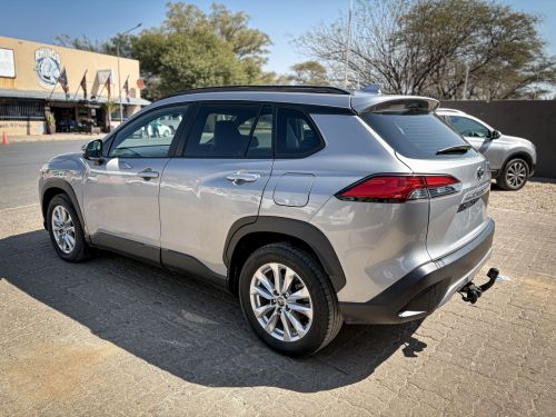 Toyota COROLLA CROSS 1.8 XS HYBRID A/T in Namibia