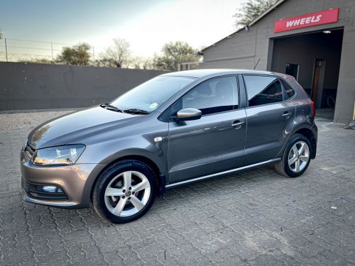 Volkswagen VOLKSWAGEN POLO VIVO 1.6 COMFORTLINE in Namibia