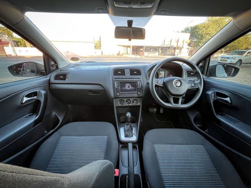 Volkswagen VOLKSWAGEN POLO VIVO 1.6 COMFORTLINE in Namibia
