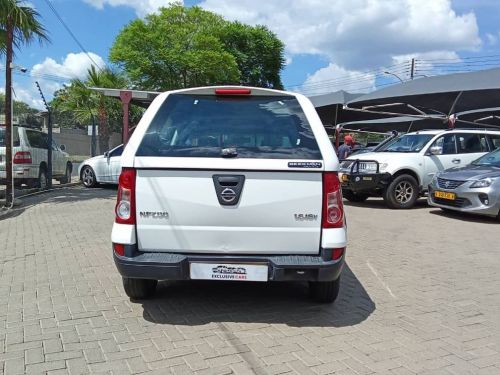 Nissan NP200 1.6 SE P/U S/C in Namibia