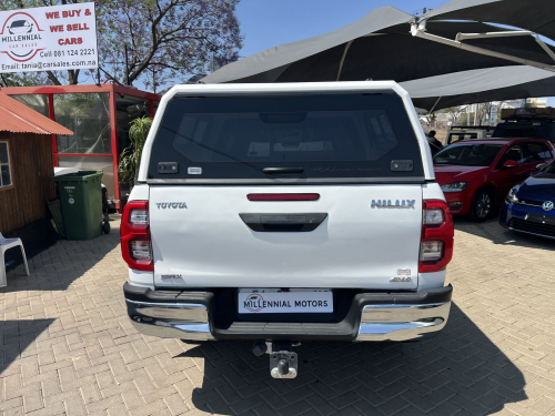 Toyota Hilux 2.4 GD6 SRX 4x4 in Namibia