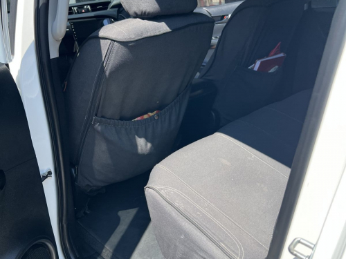 Toyota Hilux 2.4 GD6 SRX 4x4 in Namibia