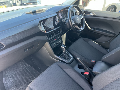Volkswagen T-CROSS 1.0TSI COMFORTLINE in Namibia
