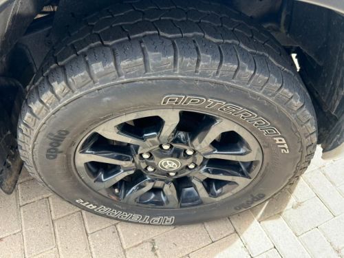 Toyota Hilux 2.8 GD-6 RB LEGEND in Namibia