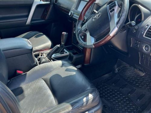 Toyota Prado VX 4.0 V6 A/T in Namibia