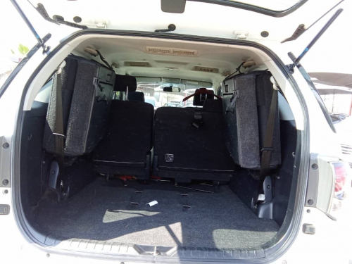 Toyota Fortuner 2.5 4x2 Manual in Namibia