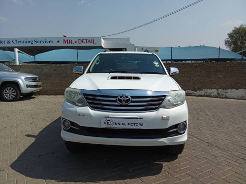 Toyota Fortuner 2.5 4x2 Manual in Namibia