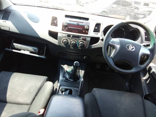 Toyota Fortuner 2.5 4x2 Manual in Namibia