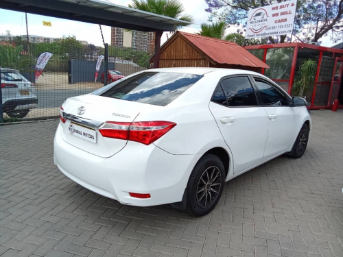 Toyota Corolla 1.6 Esteem in Namibia