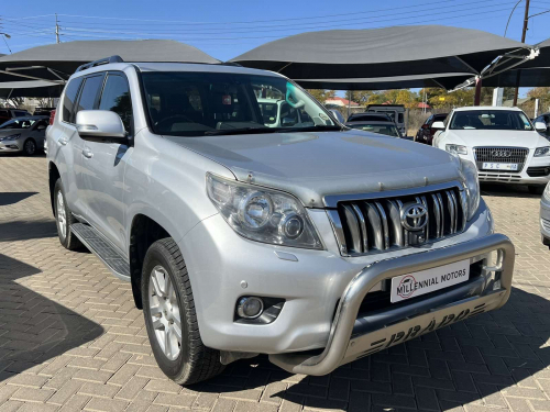 Toyota PRADO VX 4.0 V6 A/T in Namibia