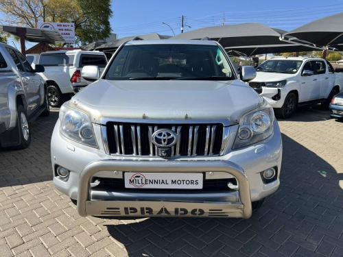 Toyota PRADO VX 4.0 V6 A/T in Namibia