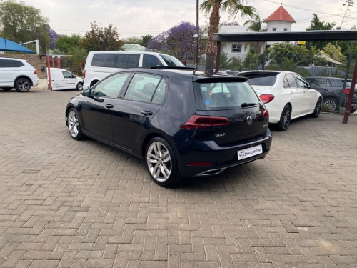 Volkswagen Golf 7.5 TSI 1.4 DSG in Namibia