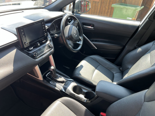 Toyota Corolla Cross 1.8XS Hybrid in Namibia