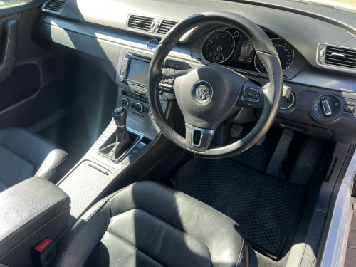 Volkswagen Passat 1.8 (118KW) R-Line Manual in Namibia