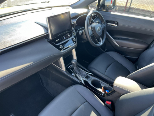 Toyota COROLLA CROSS 1.8 XS HYBRID in Namibia