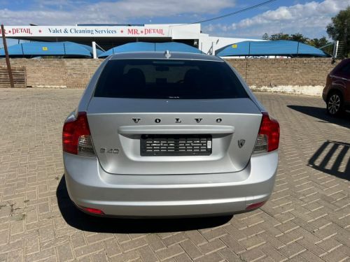 Volvo S40 2.0 Petrol in Namibia