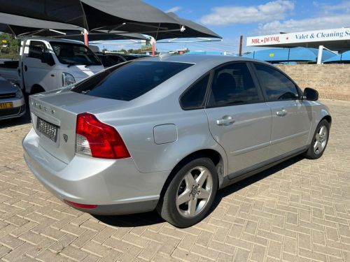 Volvo S40 2.0 Petrol in Namibia