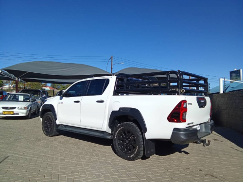 Toyota Hilux 2.8 GD-6 RB LEGEND 4X4 in Namibia