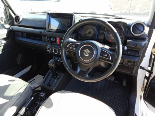 Suzuki Jimny GLX 1.5 Auto in Namibia