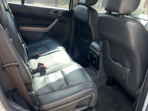 Ford Everest 2.2TDC XLT in Namibia