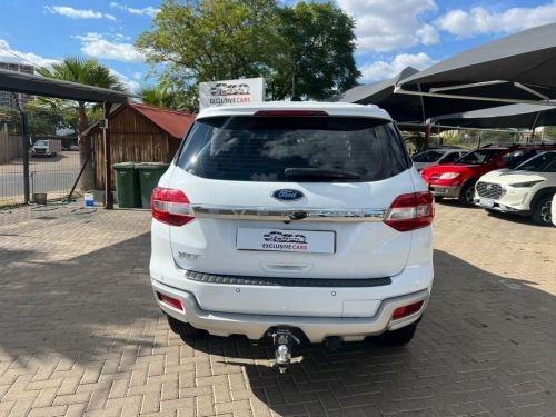 Ford Everest 2.2TDC XLT in Namibia